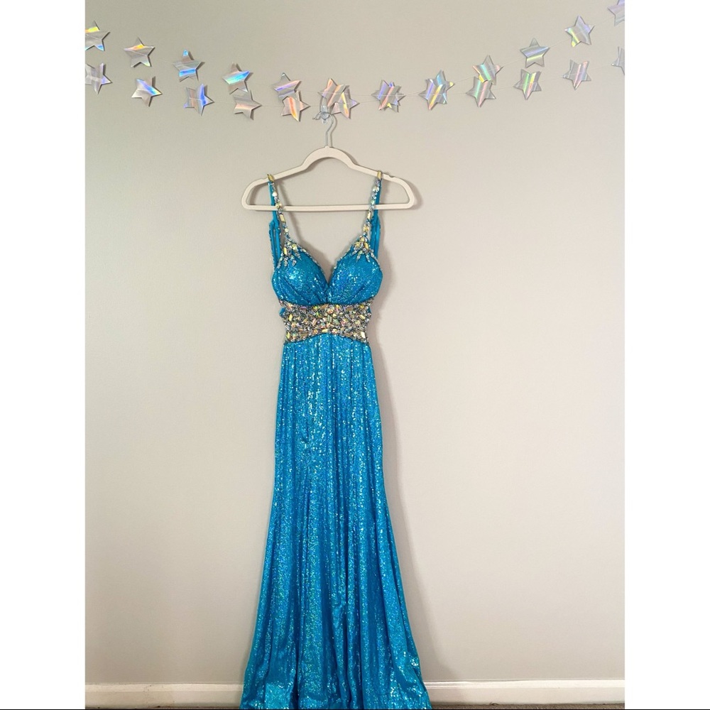 Gorgeous Prom Dress